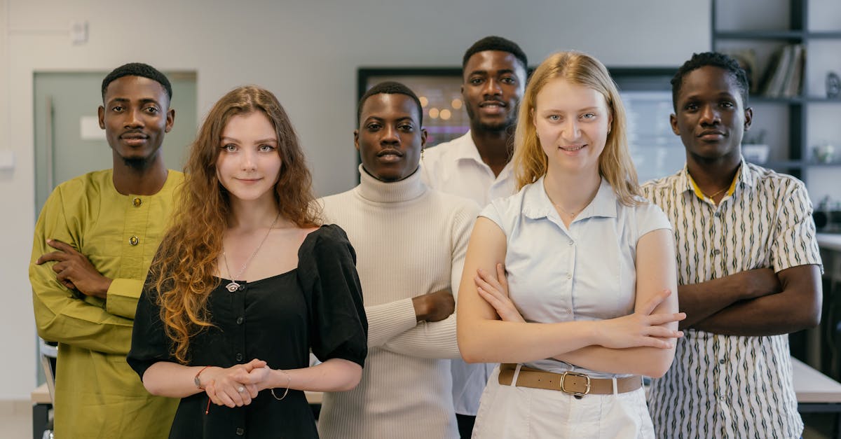 朗玛移动实名账号：上海车牌代理平台