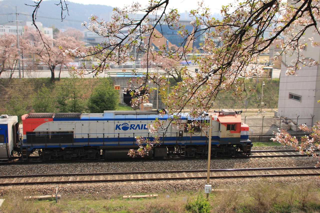 虎牙实名账号：群蓝星微动力APP详情下载教程